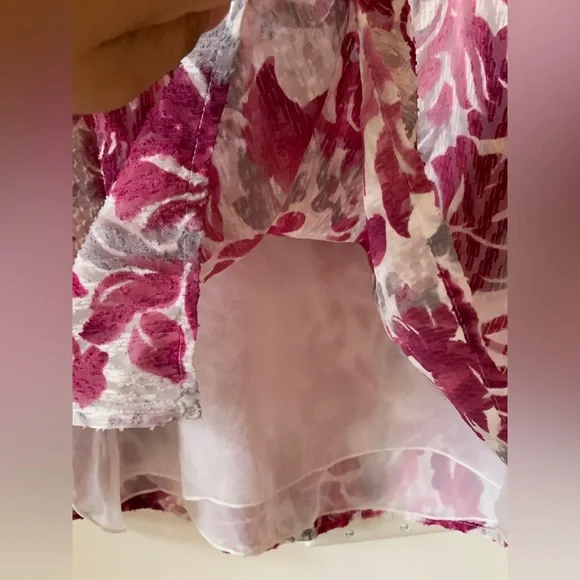 3/$20 Alfred Dunner Blouse Size 8 Deep Pink Sleeves 3/4 Embellished Women Blouse - Picture 4 of 7